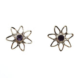 Sundari daisy flower Sterling Silver stud with a Gemstone