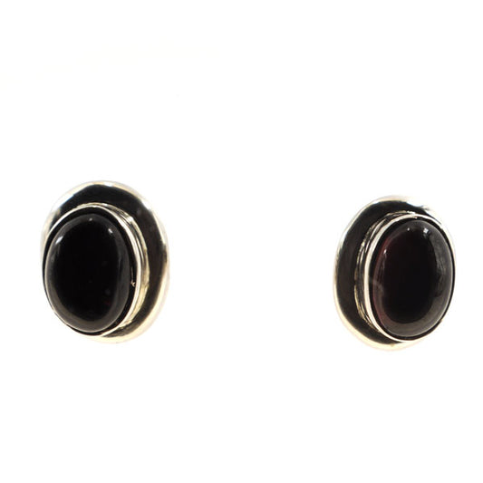 Earrings Garnet Ovel