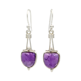 A lovely Sundari ethnic pair of earrings with a semi-round cabochon stone.